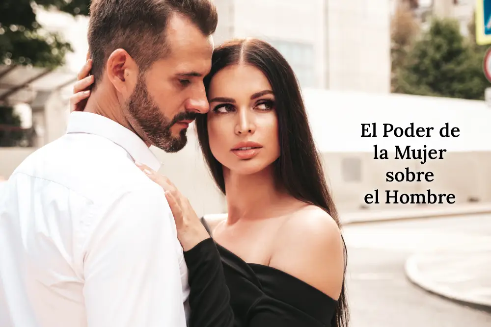 Mujer con mirada seductora acariciando la cabeza de un hombre, simbolizando la confianza, la seguridad y el poder personal de la mujer en la dinámica de la relación